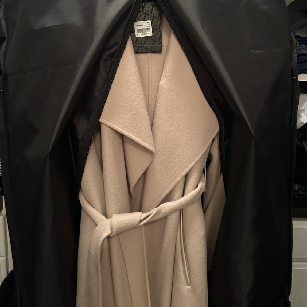 Mackage brand new Mai coat with bag